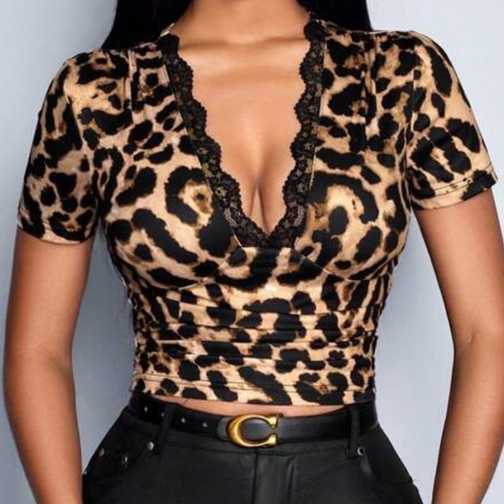 Leopard Print Lace Trim Top – Size Large